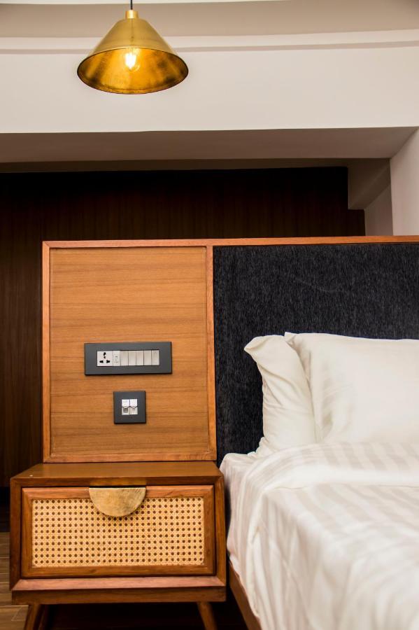 Nomad Hotel Lazimpat Катманду Екстер'єр фото